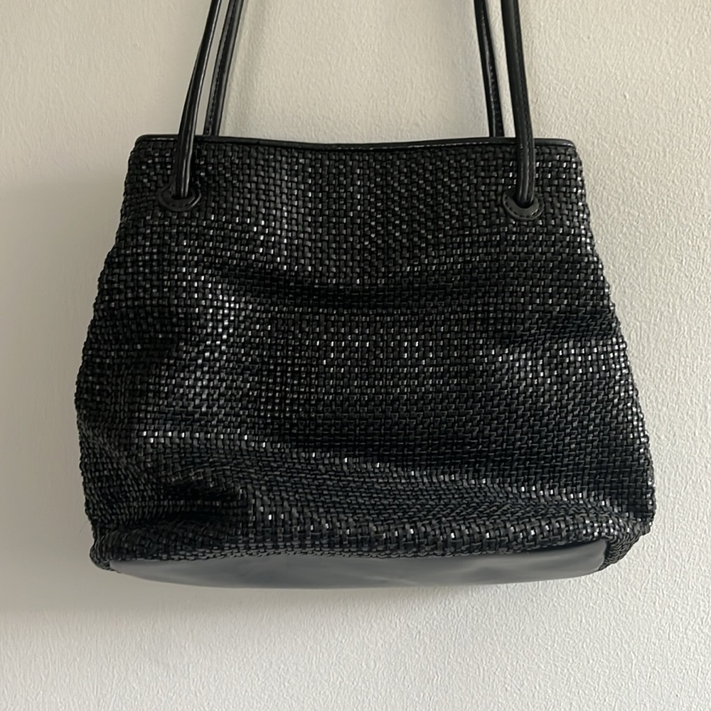 Nine West woven black shoulder bag - Picture 6 of 10